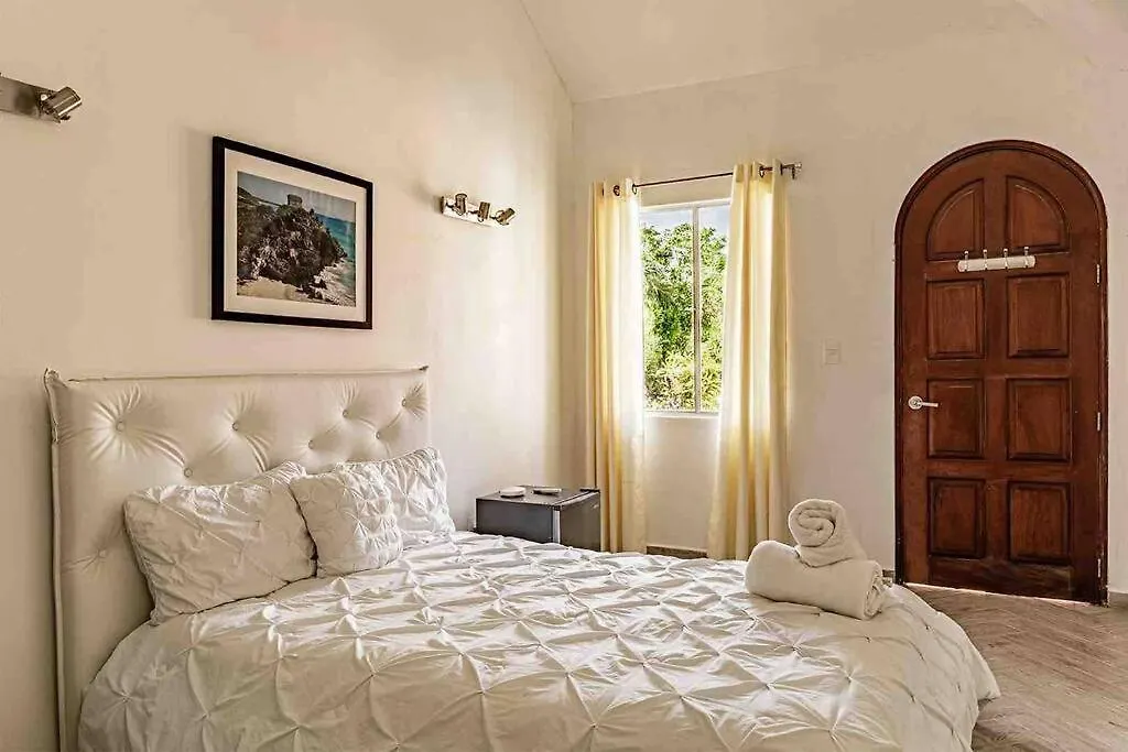 The Oasis Tulum Luxury Front Beach Villa 8 Rooms Tancah